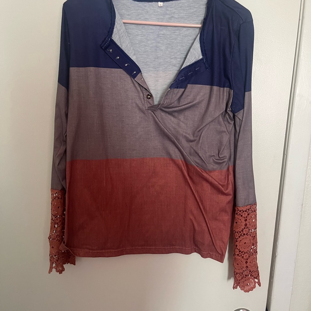 Colorblock Long Sleeve Top with Lace Cuffs